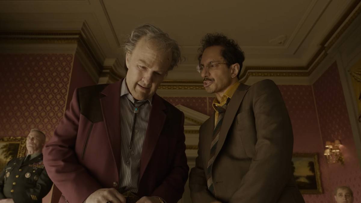 Tom Cruise and Riz Ahmed in Digger