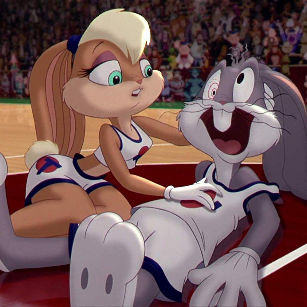 Bugs Bunny and Lola Bunny during the Tune Squad game